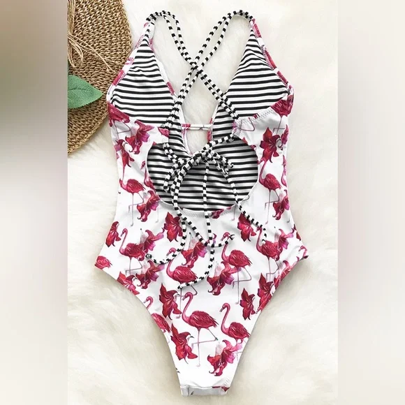 Cupshe flaming & flowers Free To Fly Print One-piece Swimsuit white pink L NWT - Picture 10 of 12
